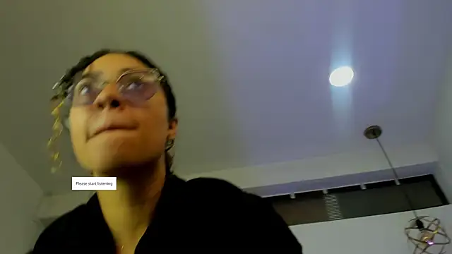 Hanna Cornee  online show from 09/22/25, 01:35