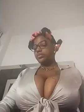 SheilaCoopers  online show from 03/26/26, 10:43