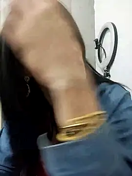 Kellye hotTs online show from 10/19/25, 07:31