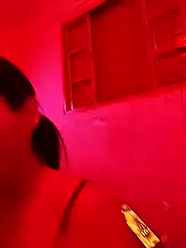 Kellye hotTs online show from 11/05/25, 11:05