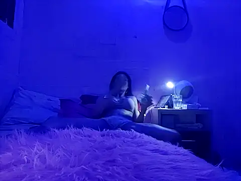 Kellye hotTs online show from 12/23/25, 02:42