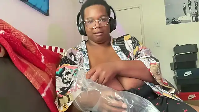 furykat1 online show from 05/28/26, 07:00