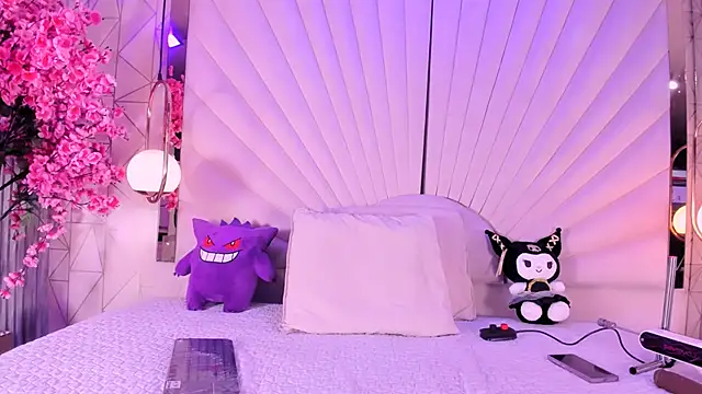 VesperVelvet online show from 05/19/26, 05:14