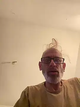crisfootlicker online show from 07/01/26, 09:55