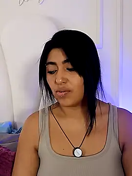 Snapshot of Kaylachannell chatting on 05/07/26, 03:12 Kaylachannell online show from 05/07/26, 03:12