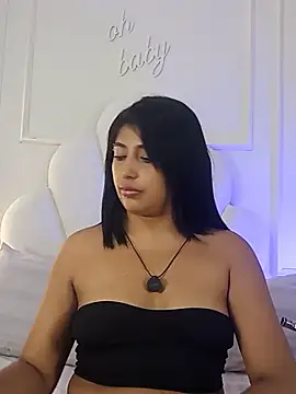 Snapshot of Kaylachannell chatting on 05/26/26, 03:35 Kaylachannell online show from 05/26/26, 03:35