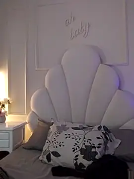 Snapshot of Kaylachannell chatting on 06/30/26, 03:40 Kaylachannell online show from 06/30/26, 03:40