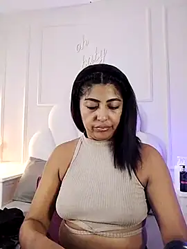 Snapshot of Kaylachannell chatting on 07/03/26, 03:46 Kaylachannell online show from 07/03/26, 03:46