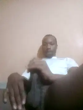 Snapshot of KingBonga chatting on 09/19/25, 12:45 KingBonga online show from 09/19/25, 12:45