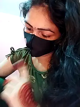 Snapshot of Prionti- chatting on 10/19/25, 04:02 Prionti- online show from 10/19/25, 04:02