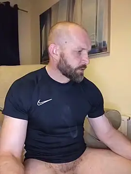 Andrewjames8391 online show from 02/01/26, 05:33