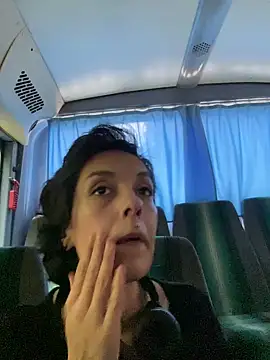 Snapshot of Piggiteablacktea chatting on 10/23/25, 10:14 Piggiteablacktea online show from 10/23/25, 10:14