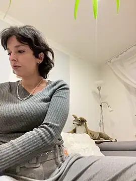 Snapshot of Piggiteablacktea chatting on 12/19/25, 06:48 Piggiteablacktea online show from 12/19/25, 06:48