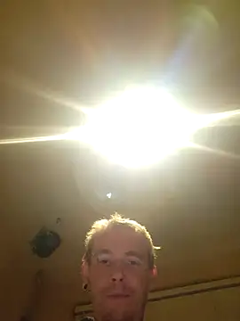 Snapshot of piercingpik chatting on 10/02/25, 10:50 piercingpik online show from 10/02/25, 10:50