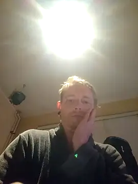 piercingpik online show from 05/16/26, 07:56