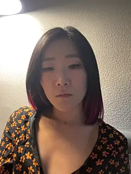 AikoYamada online show from 11/21/25, 06:34