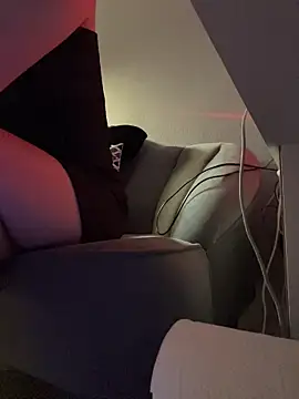 AikoYamada online show from 11/25/25, 06:13