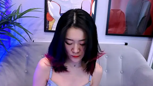 AikoYamada online show from 12/19/25, 08:10