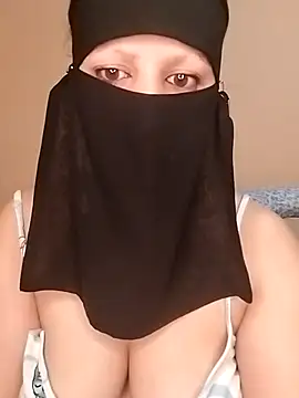 Snapshot of Sofia_maroc99 chatting on 07/02/26, 12:55 Sofia maroc99 online show from 07/02/26, 12:55