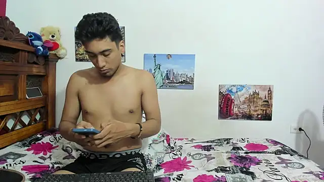 Roxana Tony online show from 03/28/26, 02:00