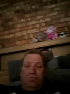 wallacelegend online show from 09/10/25, 05:07