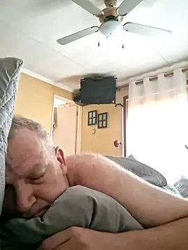 wallacelegend online show from 02/19/26, 05:36