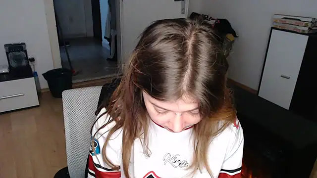 Aliens4twenty online show from 09/27/25, 05:45