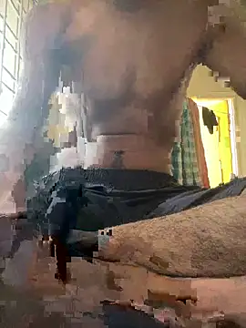 Snapshot of hyderabadii_boi chatting on 10/15/25, 11:21 hyderabadii boi online show from 10/15/25, 11:21