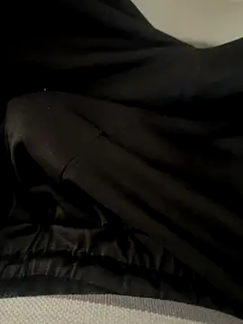 Snapshot of hyderabadii_boi chatting on 12/14/25, 11:15 hyderabadii boi online show from 12/14/25, 11:15