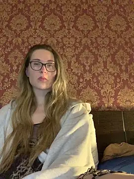 Snapshot of Jugira chatting on 10/08/25, 09:56 Jugira online show from 10/08/25, 09:56