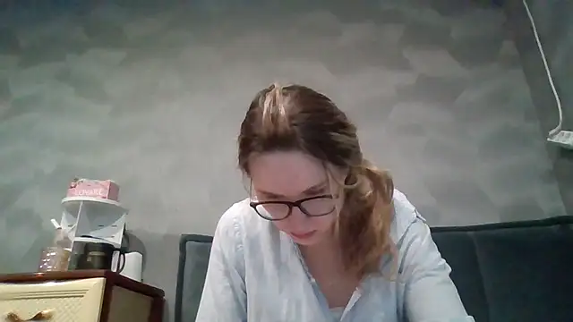 Snapshot of Jugira chatting on 10/26/25, 10:25 Jugira online show from 10/26/25, 10:25