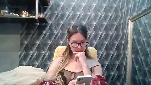 Jugira online show from 12/21/25, 08:05