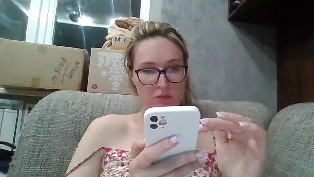 Snapshot of Jugira chatting on 05/25/26, 09:10 Jugira online show from 05/25/26, 09:10