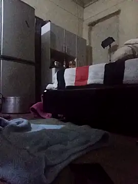 RFeltomWhitJ online show from 09/25/25, 01:42