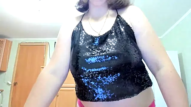 KATTYWARM  online show from 02/17/26, 09:54