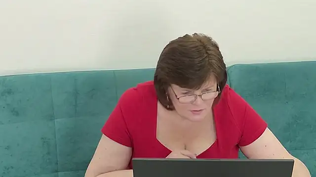 Sandra Sunrise online show from 11/30/25, 08:18