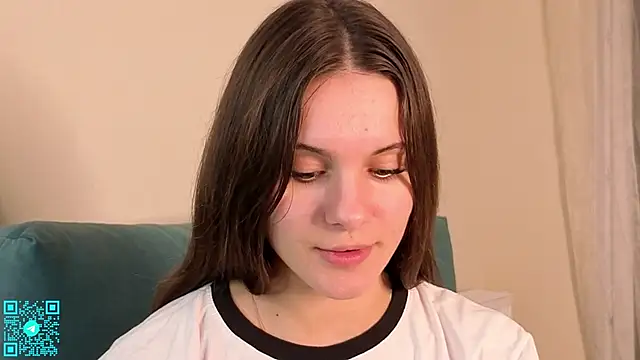 Snapshot of chloemilka chatting on 09/29/25, 05:51 chloemilka online show from 09/29/25, 05:51