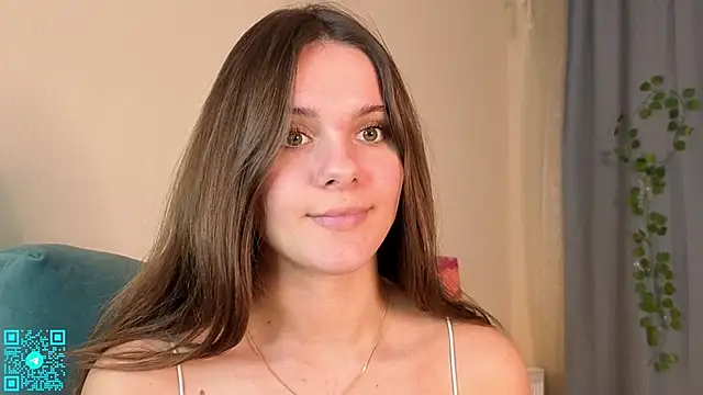 Snapshot of chloemilka chatting on 10/20/25, 05:57 chloemilka online show from 10/20/25, 05:57