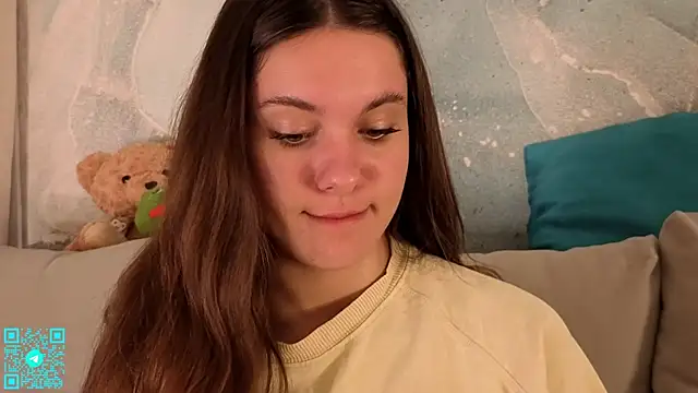 Snapshot of chloemilka chatting on 07/20/26, 05:37 chloemilka online show from 07/20/26, 05:37
