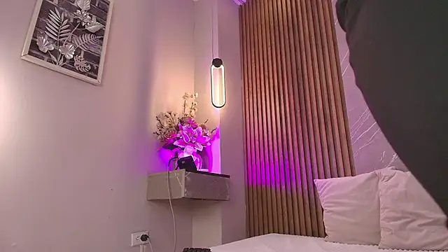 Snapshot of biancaa_18 chatting on 04/21/26, 07:28 biancaa 18 online show from 04/21/26, 07:28