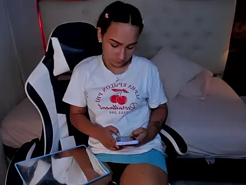 salome rojas  online show from 01/14/26, 08:14