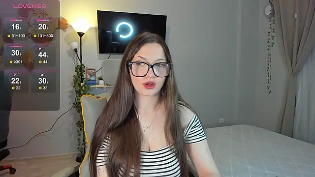 Snapshot of wwow_meow chatting on 03/22/26, 02:53 wwow meow online show from 03/22/26, 02:53