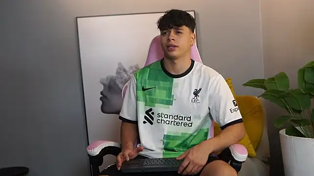 Ethan occonor online show from 11/01/25, 12:51