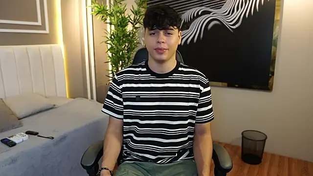 Ethan occonor online show from 11/11/25, 12:49