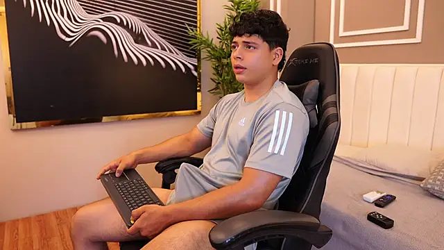Ethan occonor online show from 05/11/26, 02:45