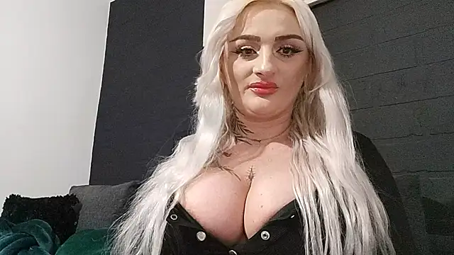 AnastasiaLips online show from 04/12/26, 08:25