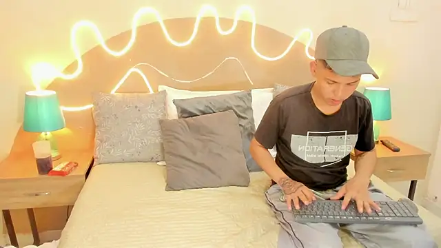 Enrrixxx  online show from 11/09/25, 12:31