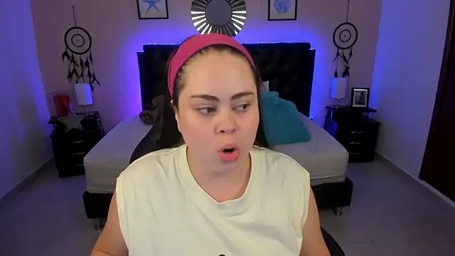 LolaVillalobos online show from 03/26/26, 12:22