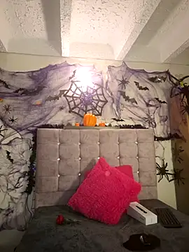 karol rose online show from 10/12/25, 01:48