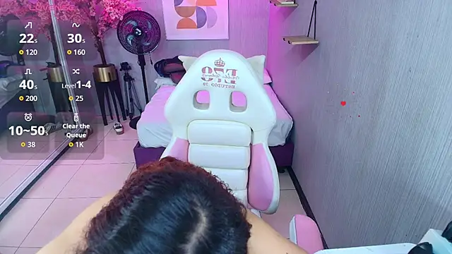 Maggy t18 online show from 02/26/26, 03:49